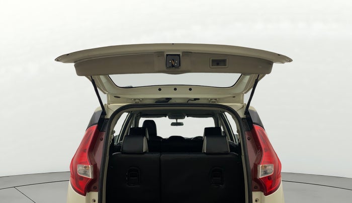 2019 Mahindra MARAZZO M4 8 STR, Diesel, Manual, 73,866 km, Boot Door Open