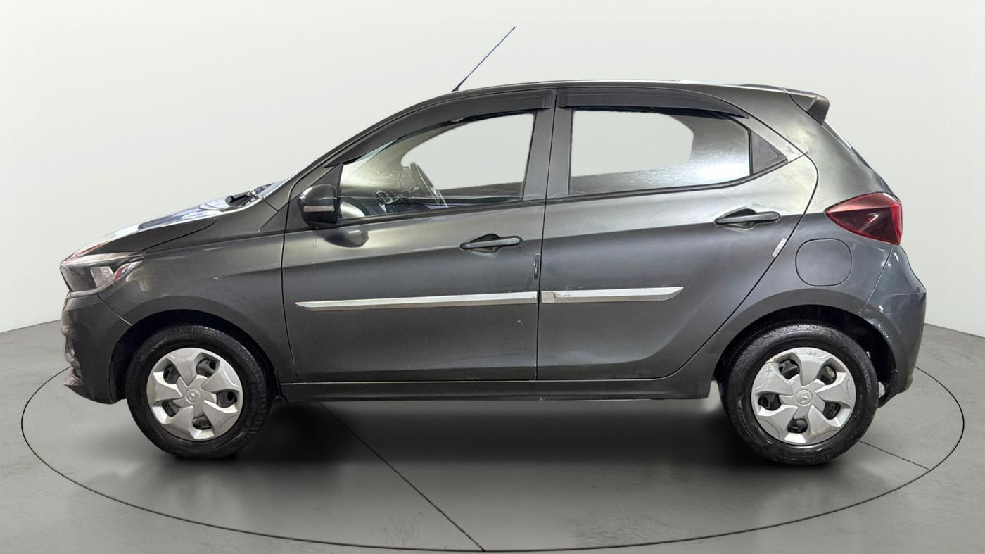 2021 Tata Tiago XZ PETROL, Petrol, Manual, 27,355 km, Left Side