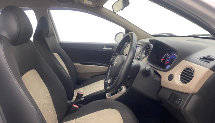 2015 Hyundai Grand i10 ASTA 1.1 CRDI, Diesel, Manual, 1,07,537 km, Right Side Front Door Cabin