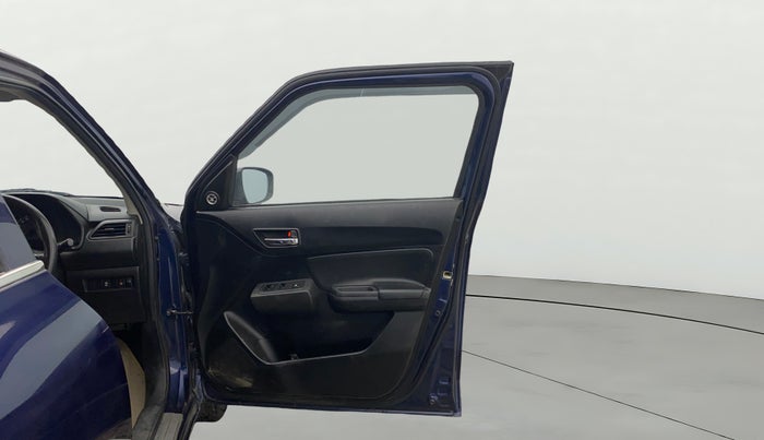 2021 Maruti Swift LXI, Petrol, Manual, 33,605 km, RHS Front Door