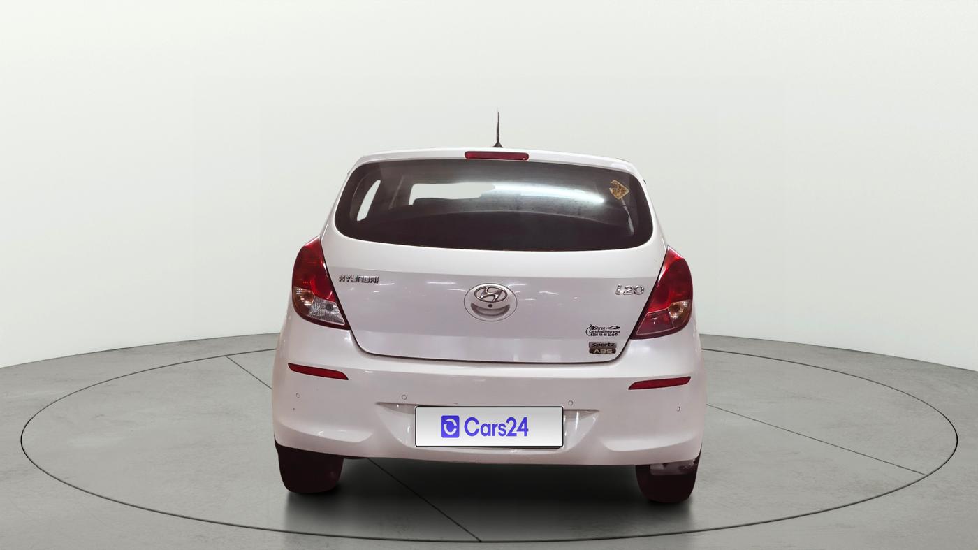 2013 Hyundai i20 SPORTZ 1.2, CNG, Manual, 90,988 km, Back/Rear