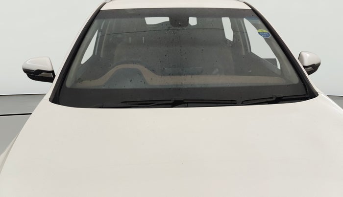 2023 MG HECTOR PLUS SHARP PRO 1.5 PETROL TURBO CVT 7 STR, Petrol, Automatic, 22,912 km, Front Windshield