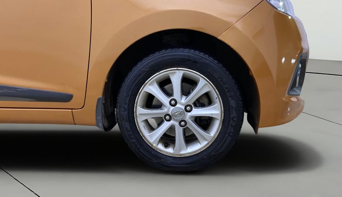 2015 Hyundai Grand i10 ASTA AT 1.2 KAPPA VTVT, Petrol, Automatic, 52,112 km, Right Front Wheel