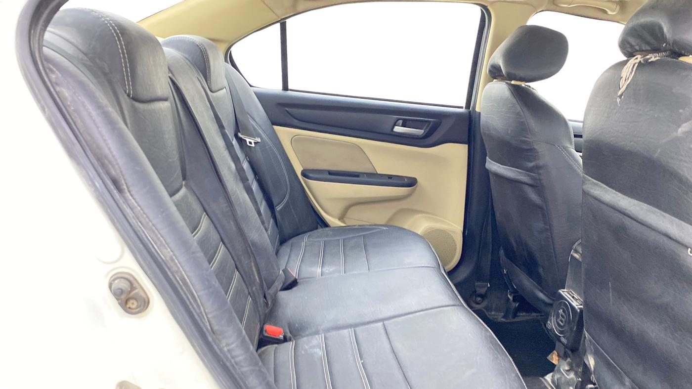 2021 Honda Amaze 1.5L I-DTEC S, Diesel, Manual, 84,962 km, Right Side Rear Door Cabin