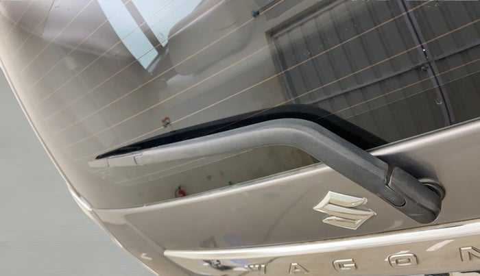 2017 Maruti Wagon R 1.0 VXI+, Petrol, Manual, 63,319 km, Rear Wiper