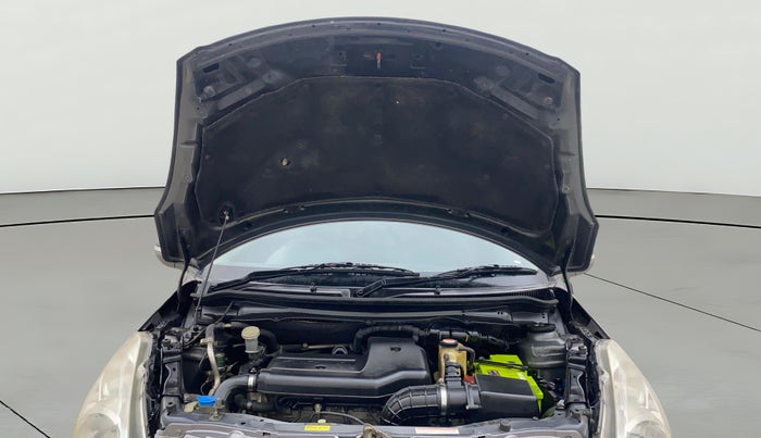 2014 Maruti Swift VDI, Diesel, Manual, 1,35,287 km, Open Bonet