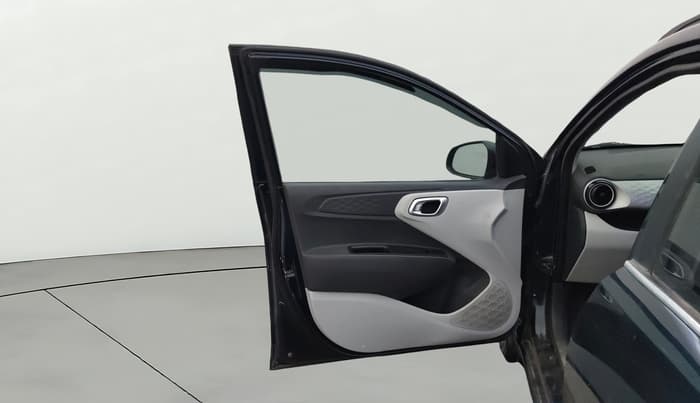 2022 Hyundai GRAND I10 NIOS ASTA 1.2 KAPPA VTVT CNG, CNG, Manual, 66,934 km, LHS Front Door