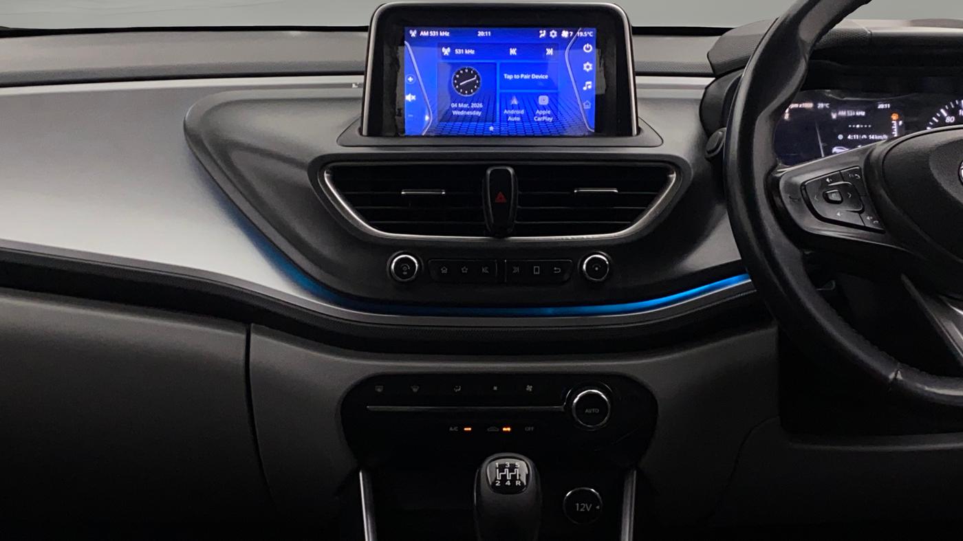2020 Tata ALTROZ XZ PETROL, Petrol, Manual, 86,875 km, Air Conditioner