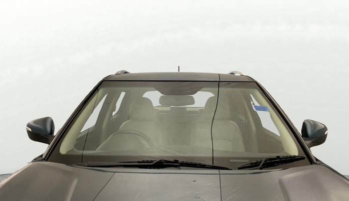 2019 Mahindra XUV300 W8 (O) 1.2 PETROL, Petrol, Manual, 50,713 km, Front Windshield