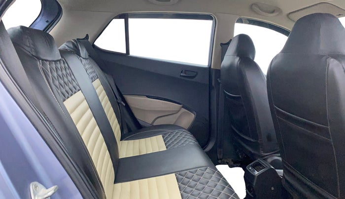 2017 Hyundai Grand i10 MAGNA 1.2 KAPPA VTVT, Petrol, Manual, 89,770 km, Right Side Rear Door Cabin