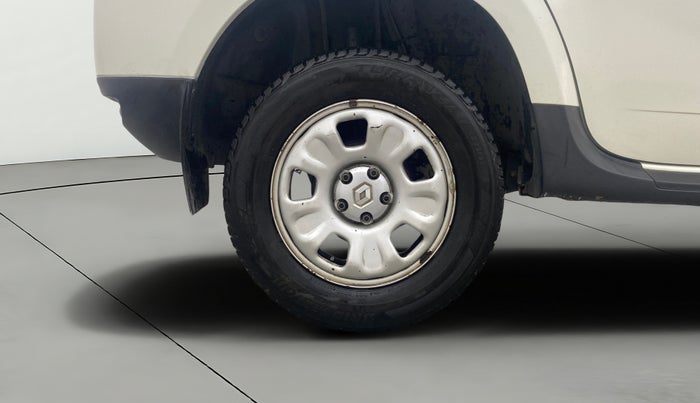 2014 Renault Duster 85 PS RXE DIESEL, Diesel, Manual, 97,110 km, Right Rear Wheel