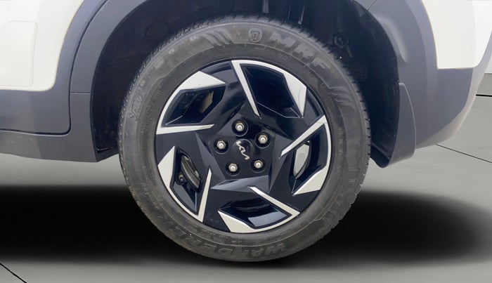 2024 KIA SONET HTK 1.5 DIESEL MT, Diesel, Manual, 34,574 km, Left Rear Wheel