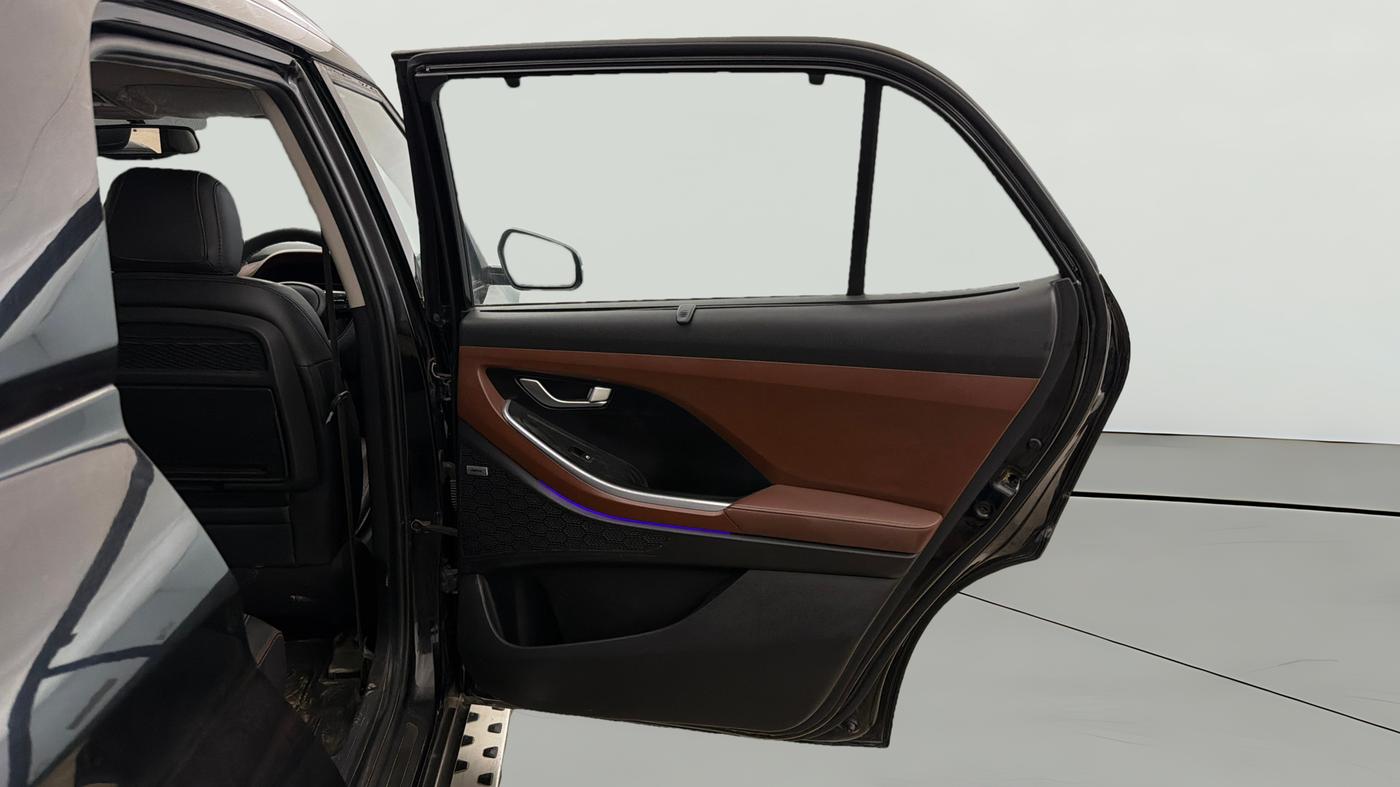 2022 Hyundai ALCAZAR PLATINUM(O) 6STR 1.5 AT, Diesel, Automatic, 1,15,752 km, RHS Rear Door