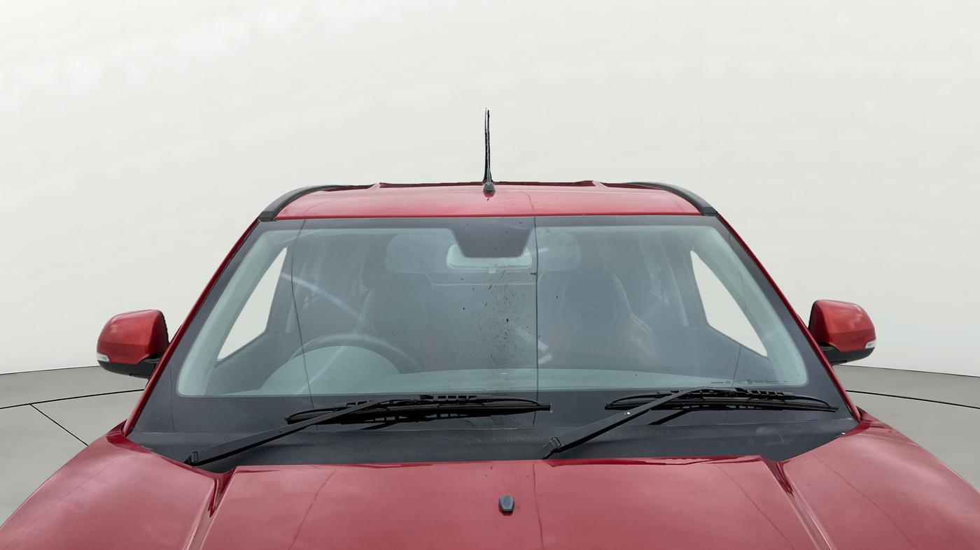 2018 Mahindra KUV 100 NXT K6+ P 6 STR, Petrol, Manual, 68,665 km, Front Windshield