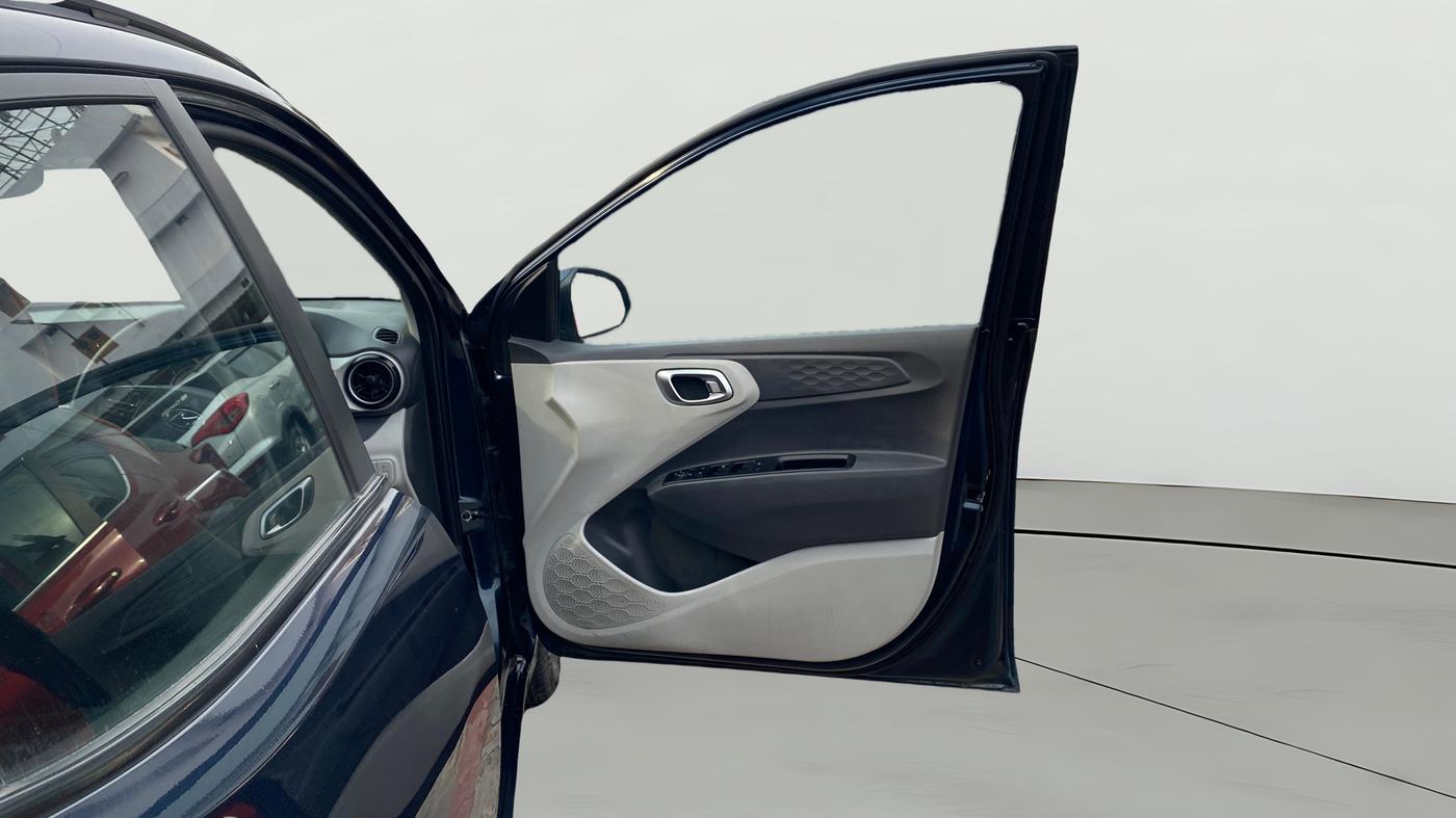 2021 Hyundai GRAND I10 NIOS SPORTZ AMT 1.2 KAPPA VTVT, Petrol, Automatic, 31,871 km, RHS Front Door