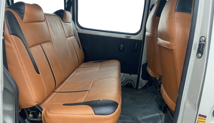 2019 Maruti Eeco 5 STR WITH A/C+HTR, Petrol, Manual, 43,596 km, Right Side Rear Door Cabin