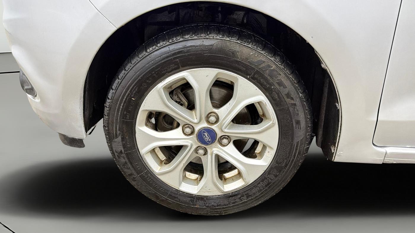 2015 Ford Figo Aspire TITANIUM 1.5 PETROL AT, Petrol, Automatic, 91,741 km, Left Front Wheel