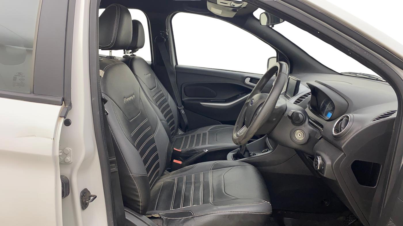 2018 Ford FREESTYLE TREND 1.2 PETROL, Petrol, Manual, 74,772 km, Right Side Front Door Cabin
