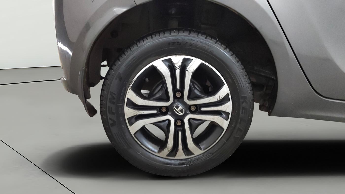 2022 Tata Tiago XT CNG, CNG, Manual, 58,504 km, Right Rear Wheel