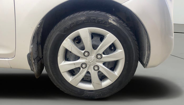 2014 Hyundai Eon MAGNA +, Petrol, Manual, 40,419 km, Right Front Wheel