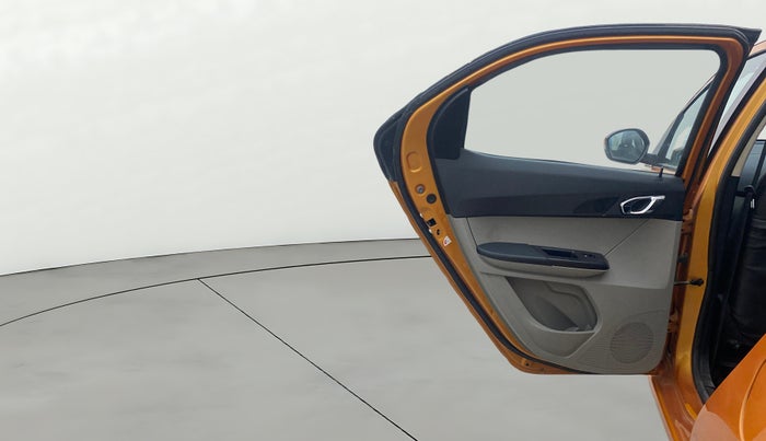 2017 Tata Tiago XZ PETROL, Petrol, Manual, 29,339 km, LHS Rear Door