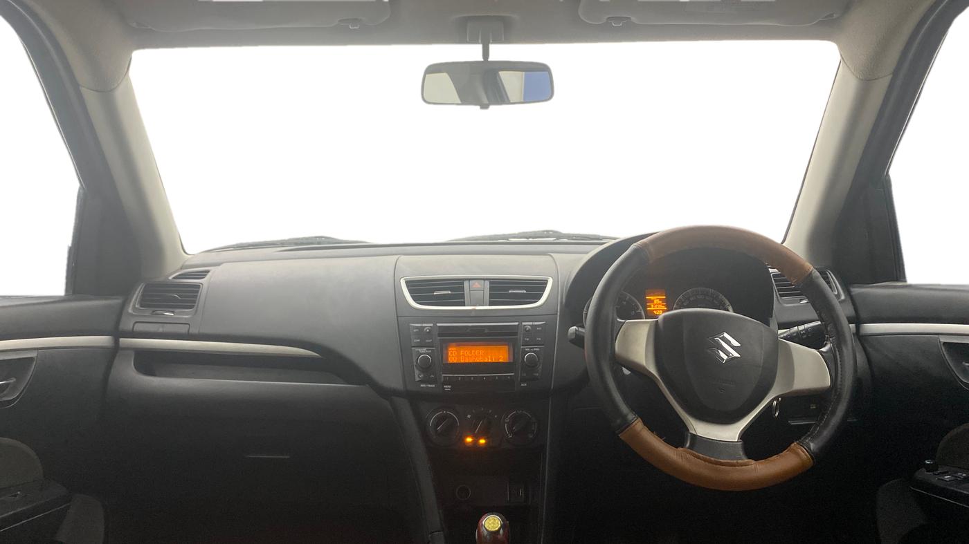 2016 Maruti Swift VDI (O), Diesel, Manual, 91,202 km, Dashboard