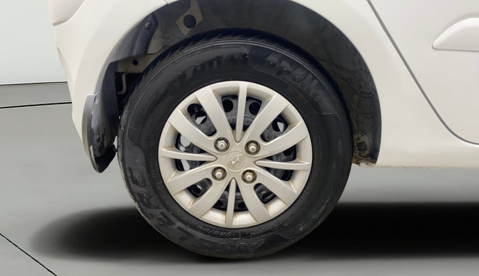 2013 Hyundai i10 SPORTZ 1.2, Petrol, Manual, 40,837 km, Right Rear Wheel