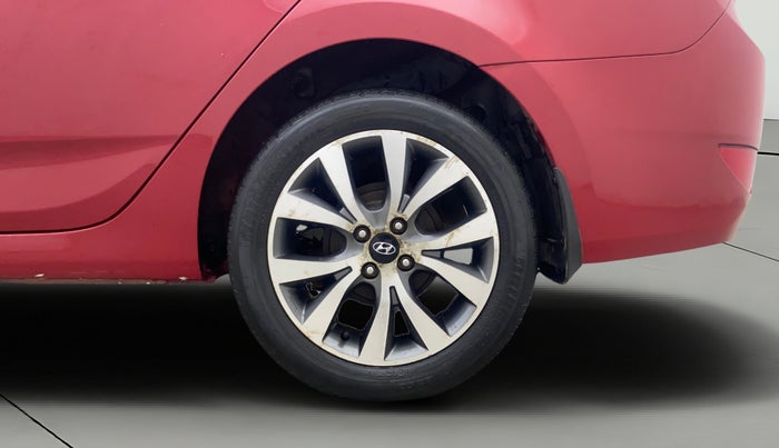 2015 Hyundai Verna FLUIDIC 4S1.6 VTVT SX O, Petrol, Manual, 70,607 km, Left Rear Wheel