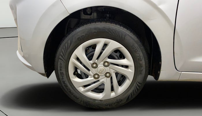 2021 Hyundai AURA S 1.2, Petrol, Manual, 30,843 km, Left Front Wheel