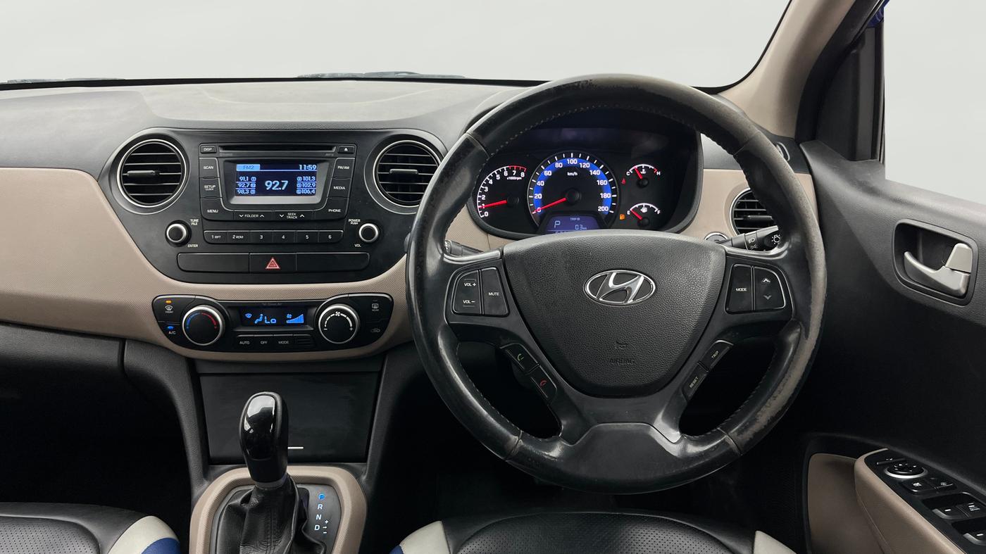 2015 Hyundai Xcent SX AT 1.2 (O), Petrol, Automatic, 63,320 km, Steering Wheel Close Up