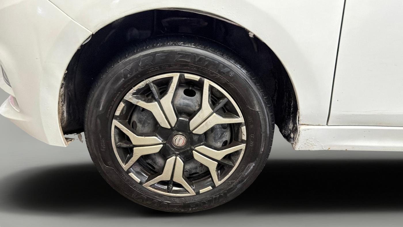 2022 Tata TIGOR XZ CNG, CNG, Manual, 82,228 km, Left Front Wheel