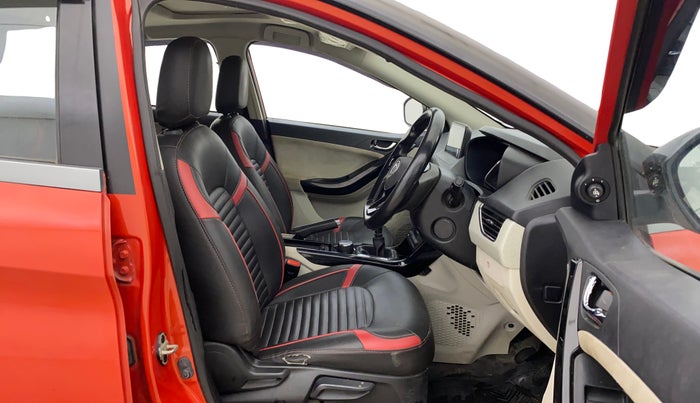 2021 Tata NEXON XZ PLUS (O) PETROL, Petrol, Manual, 1,04,667 km, Right Side Front Door Cabin