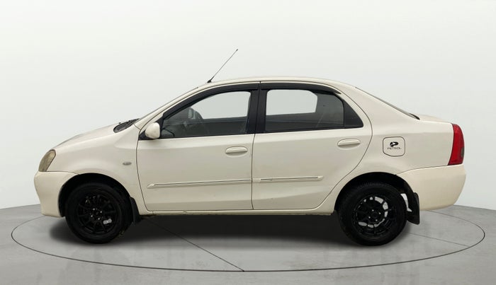 2013 Toyota Etios G, Petrol, Manual, 1,25,001 km, Left Side