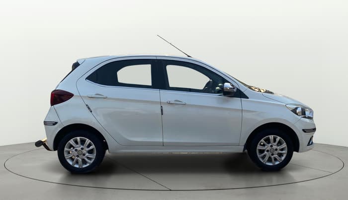 2018 Tata Tiago XZ PETROL, Petrol, Manual, 32,855 km, Right Side View