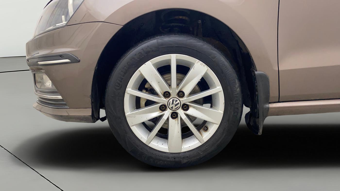 2016 Volkswagen Ameo HIGHLINE DSG 1.5 DIESEL , Diesel, Automatic, 99,263 km, Left Front Wheel