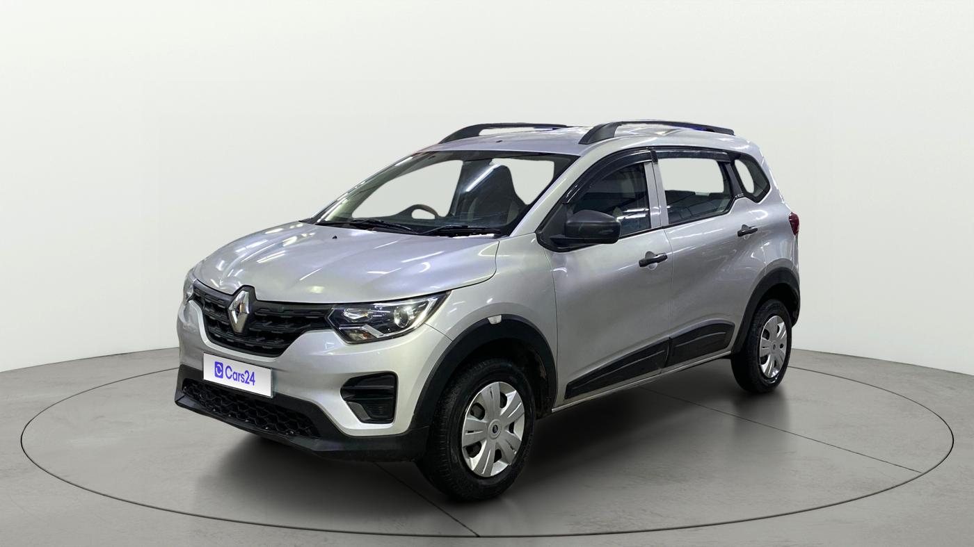 2020 Renault TRIBER RXE MT, Petrol, Manual, 31,356 km, Left Front Diagonal