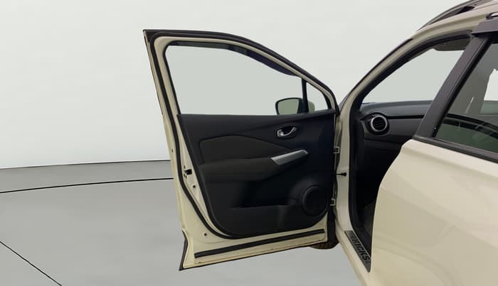 2021 Nissan Kicks XV 1.5, Petrol, Manual, 35,258 km, LHS Front Door