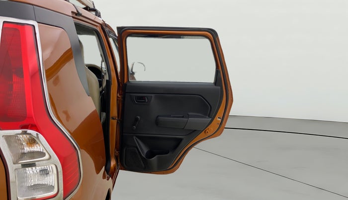 2021 Maruti New Wagon-R LXI CNG (O) 1.0, CNG, Manual, 45,986 km, RHS Rear Door