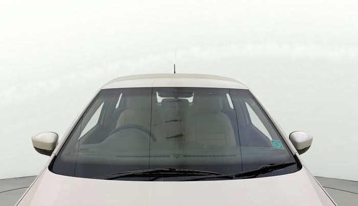 2014 Volkswagen Vento HIGHLINE DIESEL 1.6, Diesel, Manual, 80,229 km, Front Windshield