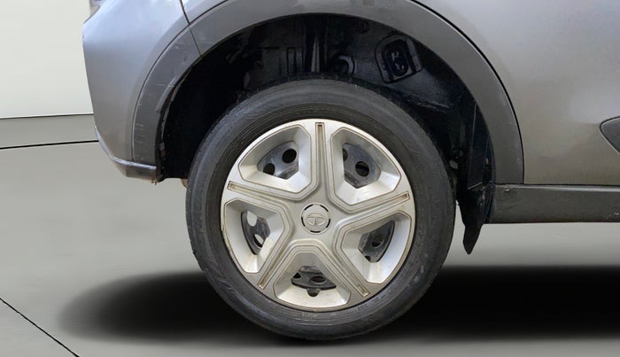 2022 Tata NEXON XM SUNROOF PETROL, Petrol, Manual, 59,196 km, Right Rear Wheel