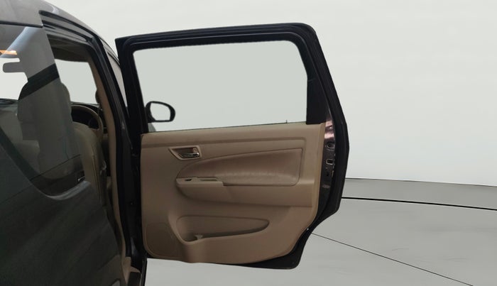 2013 Maruti Ertiga VXI, Petrol, Manual, 75,087 km, RHS Rear Door