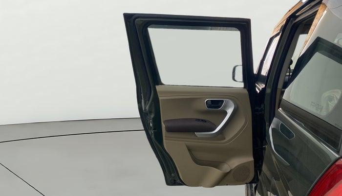 2017 Mahindra TUV300 T8, Diesel, Manual, 75,303 km, LHS Rear Door