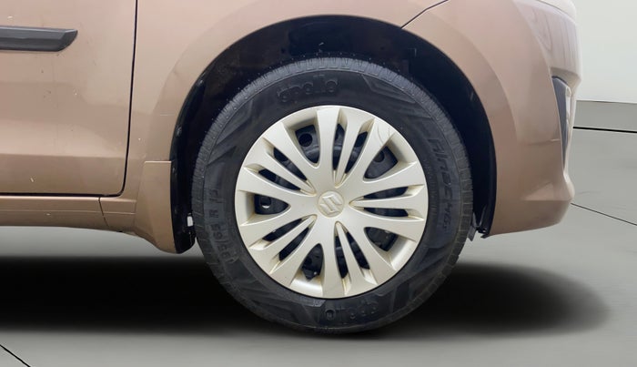 2014 Maruti Ertiga VXI ABS, Petrol, Manual, 45,582 km, Right Front Wheel