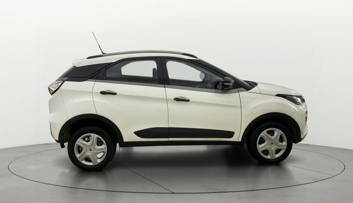 2021 Tata NEXON XM DIESEL, Diesel, Manual, 44,718 km, Right Side View