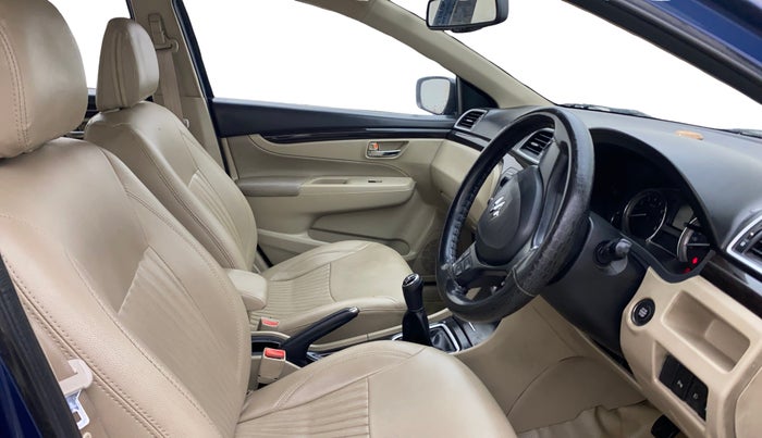 2017 Maruti Ciaz ZETA 1.4  MT PETROL, Petrol, Manual, 81,900 km, Right Side Front Door Cabin