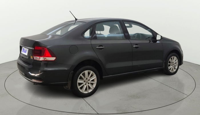 2016 Volkswagen Vento HIGHLINE 1.5 AT, Diesel, Automatic, 1,48,434 km, Right Back Diagonal