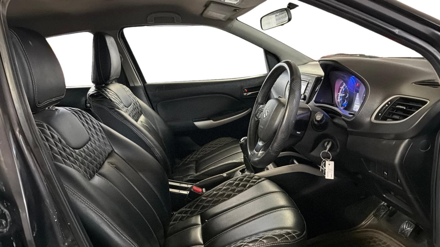 2017 Maruti Baleno DELTA PETROL 1.2, Petrol, Manual, 84,221 km, Right Side Front Door Cabin