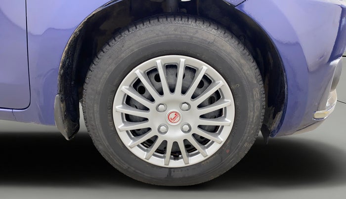 2018 Maruti Dzire VXI, Petrol, Manual, 69,508 km, Right Front Wheel