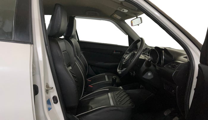 2023 Maruti Swift VXI, Petrol, Manual, 36,122 km, Right Side Front Door Cabin