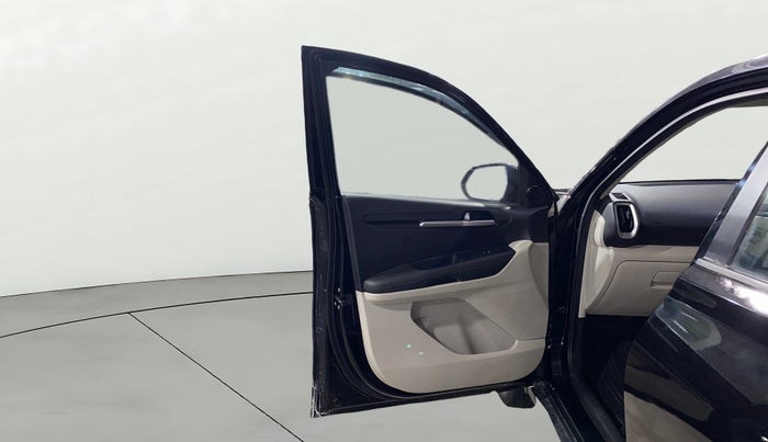 2022 KIA SONET HTX 1.5, Diesel, Manual, 71,337 km, LHS Front Door